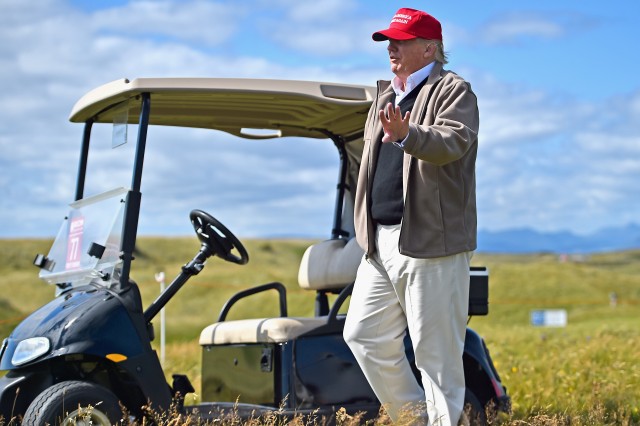 Donald Trump beat Obama in golf