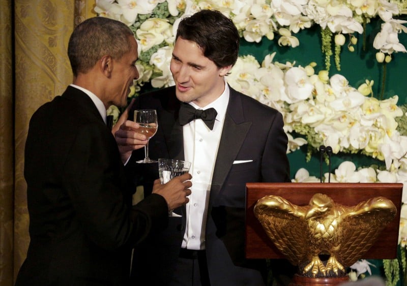 Canada's Prime Minister Justin Trudeau toasts U.S. President Barack Obama during a state dinner at the White House in Washington March 10, 2016. REUTERS/Joshua Roberts 