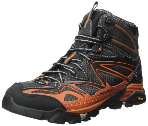 These hiking boots are on sale for $114 (Photo via Amazon)
