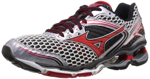 These Mizuno runnings shoes are almost $100 off (Photo via Amazon)
