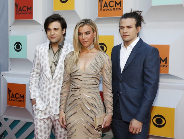 The Band Perry arrives at the 51st Academy of Country Music Awards in Las Vegas, Nevada April 3, 2016. REUTERS/Steve Marcus - RTSDEH2
