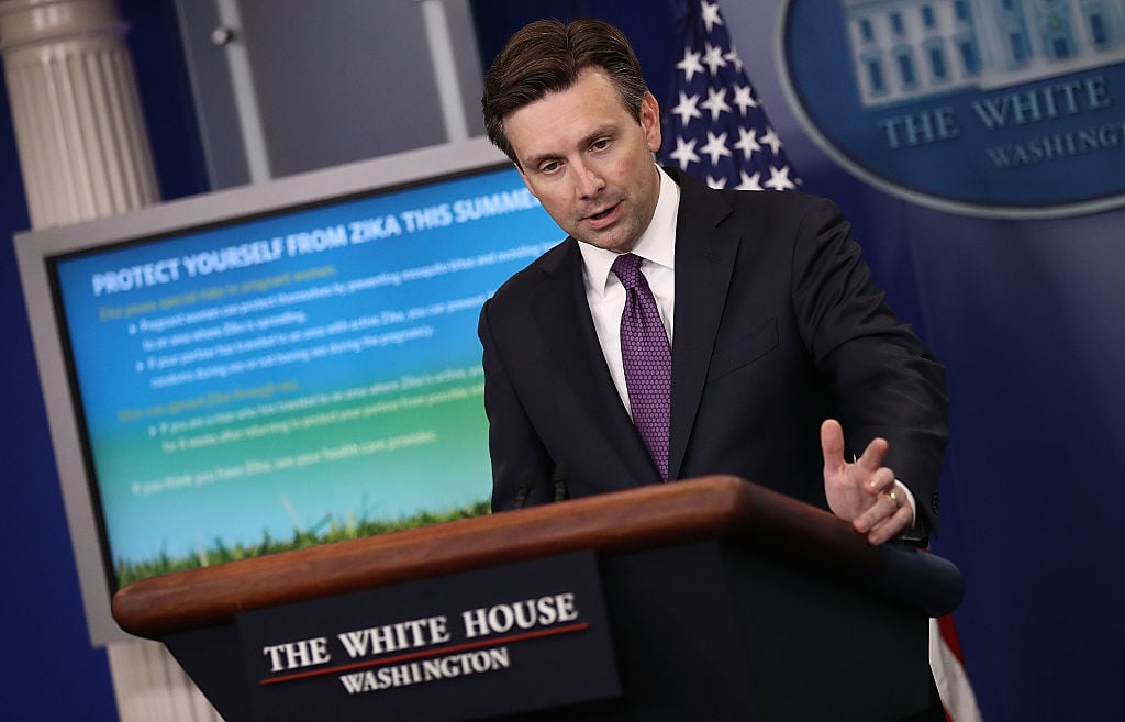 White House Press Secretary Josh Earnest briefs members of the media at the White House on June 20, 2016 (Getty Images)