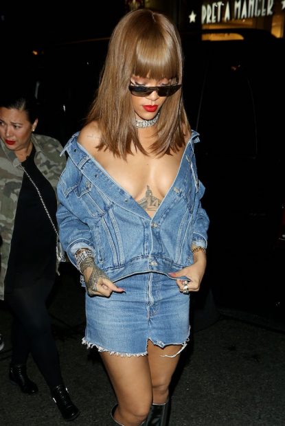 Rihanna and Justin Bieber seen here at Tape nightclub in London after partying the night away, the night before they both perform at V festival. <P> Pictured: Rihanna <B>Ref: SPL1337840 200816 </B><BR /> Picture by: Splash News<BR /> </P><P> <B>Splash News and Pictures</B><BR /> Los Angeles:310-821-2666<BR /> New York: 212-619-2666<BR /> London: 870-934-2666<BR /> photodesk@splashnews.com<BR /> </P>