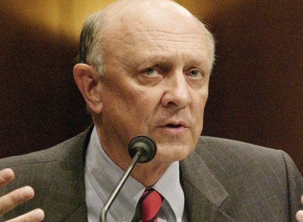 Former head of the Central Intelligence Agency James Woolsey testifies before the Senate Select Committee on Intelligence during a hearing on intelligence reform on Capitol Hill in Washington, D.C., July 20, 2004. REUTERS/Mannie Garcia.