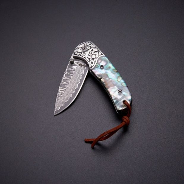 You can save $90 on this abalone folder today (Photo via Touch of Modern)