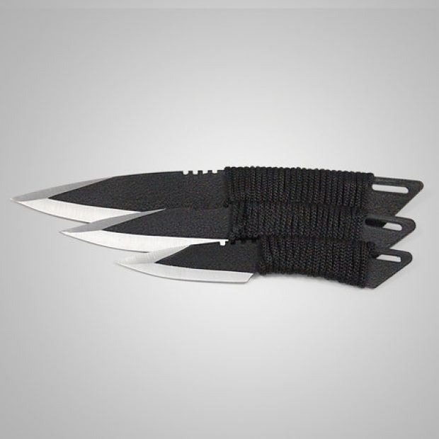 Normally $85, this set of three diskrit knives can currently be had for just $50 (Photo via Touch of Modern)