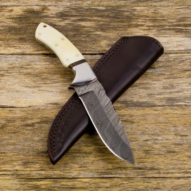 Normally $121, the Sir Edmund Damascus knife is on sale for $90 (Photo via Touch of Modern)
