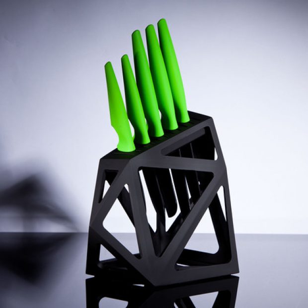 The ceramic lime knives, with the block, are over $320 off (Photo via Touch of Modern)