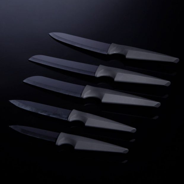 The ceramic onyx knife set is over $260 off (Photo via Touch of Modern)