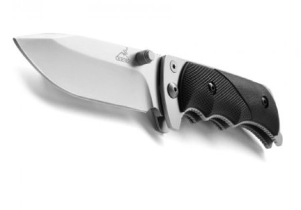 Normally $41, this folding knife is 62 percent off for the next month (Photo via Amazon)