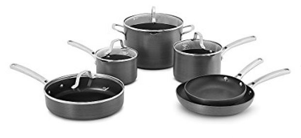 Normally $200, this 10-piece set is 30 percent off today (Photo via Amazon)