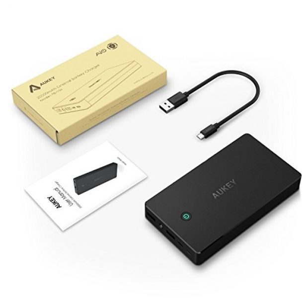 Normally $44, this portable charger is 36 percent off with this code (Photo via Amazon)