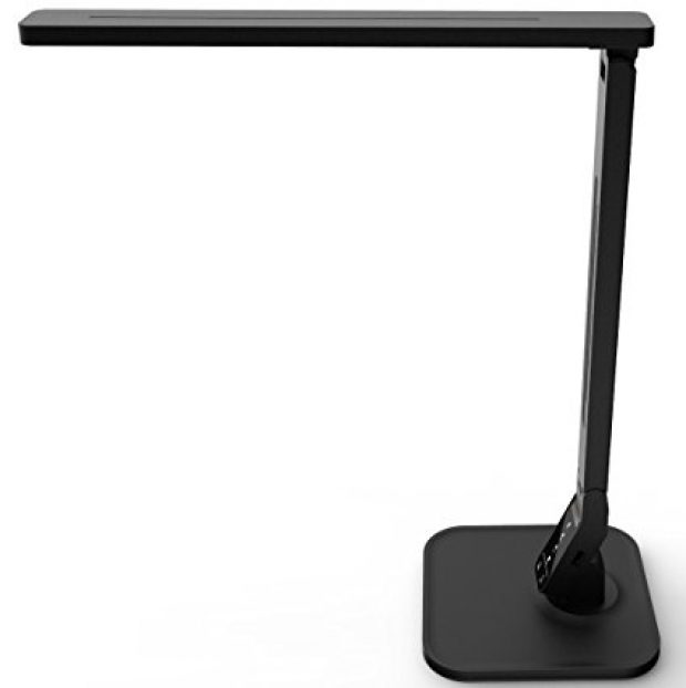 Normally $140, this desk lamp is 84 percent off (Photo via Amazon)
