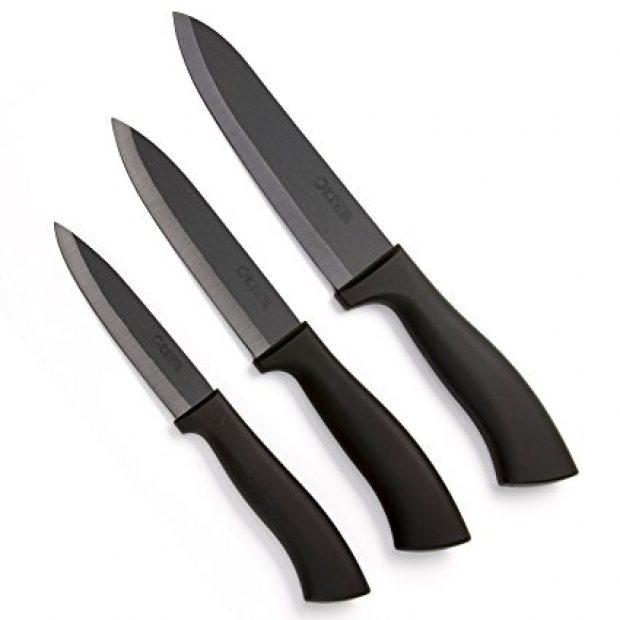 Normally $31, this 3-piece knife set is 42 percent off (Photo via Amazon)