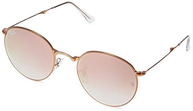 Normally $225, this pair of Ray-Bans is 50 percent off today (Photo via Amazon)