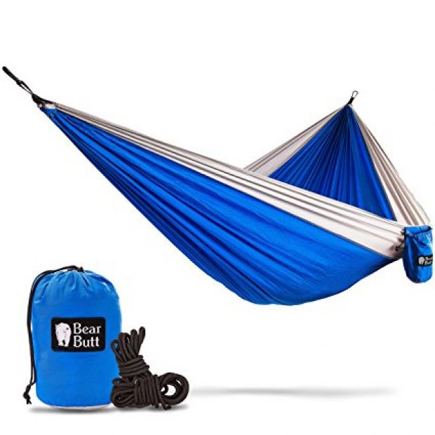 Normally $60, this double hammock is 40 percent off (Photo via Amazon)