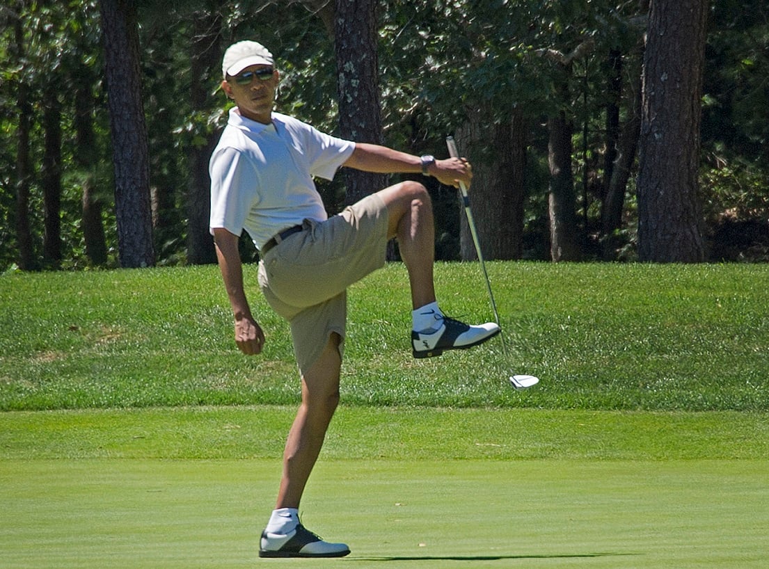 Obama golfs. Getty Images/Jim Watson 