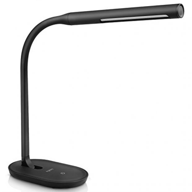 Normally $36, this desk lamp is 58 percent off with this code (Photo via Amazon)