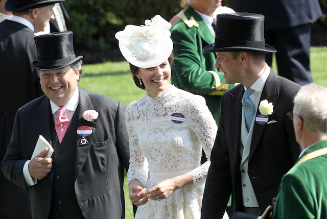 ASCOT, ENGLAND - JUNE 20: Catherine, Duchess of Cambridge and Prince William, Duke of Cambridge in the parade ring during Royal Ascot 2017 at Ascot Racecourse on June 20, 2017 in Ascot, England. (Photo by Chris Jackson/Getty Images)