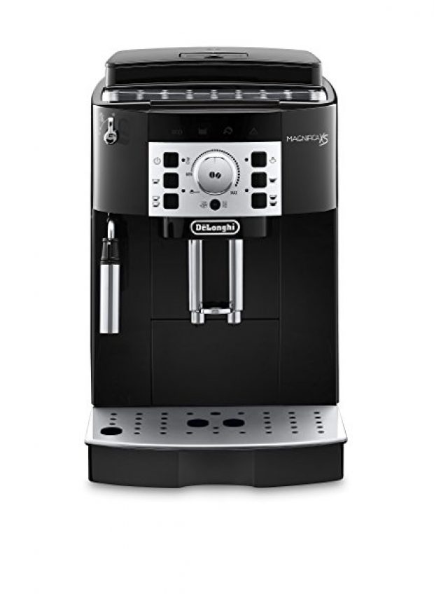Notmally $900, this espresso, latte and cappuccino machine is 44 percent off today (Photo via Amazon)