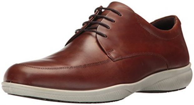 Normally $120, these dress shoes are 33 percent off today (Photo via Amazon)