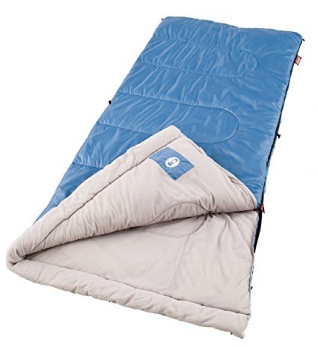 Normally $29, this warm weather sleeping bag is 41 percent off today (Photo via Amazon)