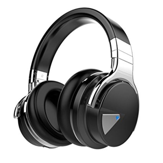 Normally $200, these bestselling headphones are 80 percent off with this code (Photo via Amazon)