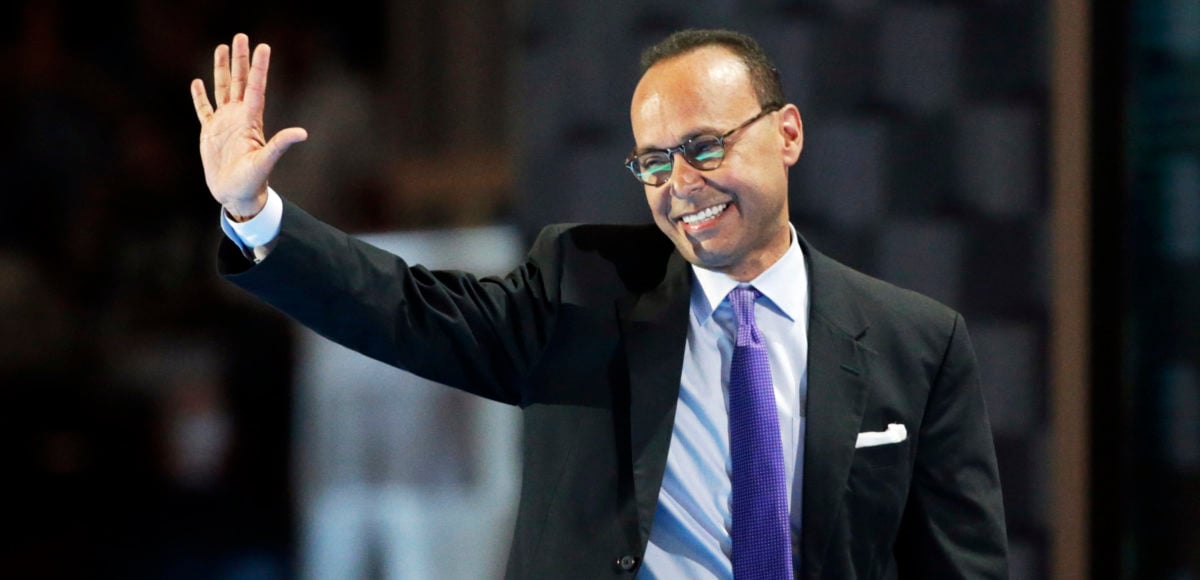 Representative Luis Gutierrez (D-IL) waves after speaking at the Democratic National Convention in Philadelphia, Pennsylvania, U.S. July 25, 2016. REUTERS/Gary Cameron - RTSJM2Q