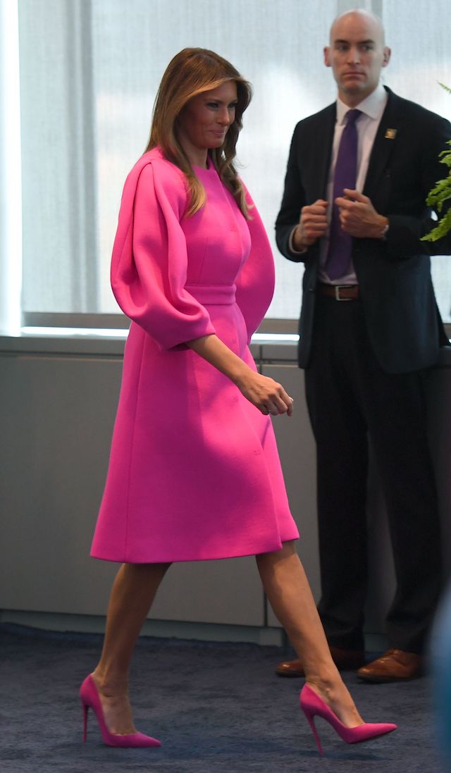 US First Lady Melania Trump arrives to address other first spouses of world leaders at a United Nations luncheon on September 20, 2017, at the United States Mission in New York. The First Lady addressed the issue of vulnerable children around the world. / AFP PHOTO / DON EMMERT (Photo credit should read DON EMMERT/AFP/Getty Images)
