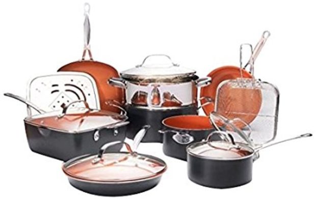 Normally $160, this 15-piece pan set is 25 percent off today (Photo via Amazon)