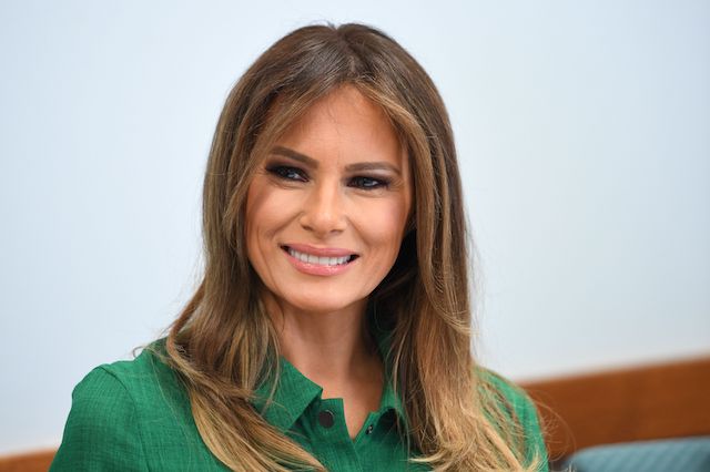 US First Lady Melania Trump attends a roundtbale at Lily's Place, the US first nonprofit infant recovery center that provides services to parents and families dealing with addiction in Huntington, West Virginia, on October 10, 2017. / AFP PHOTO / JIM WATSON (Photo credit should read JIM WATSON/AFP/Getty Images)