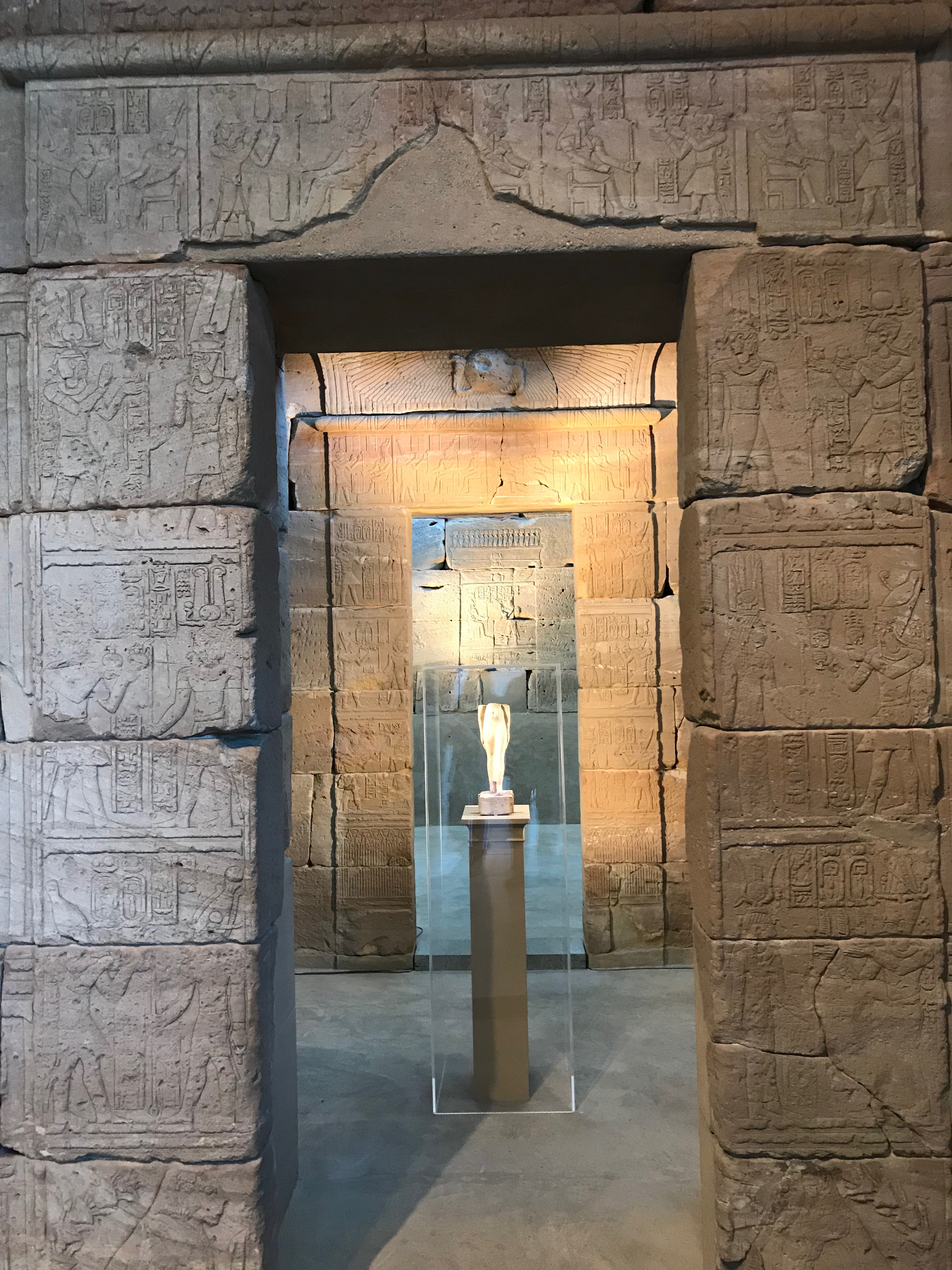 Inside the Temple of Dendur. (DCNF/Ethan Barton)