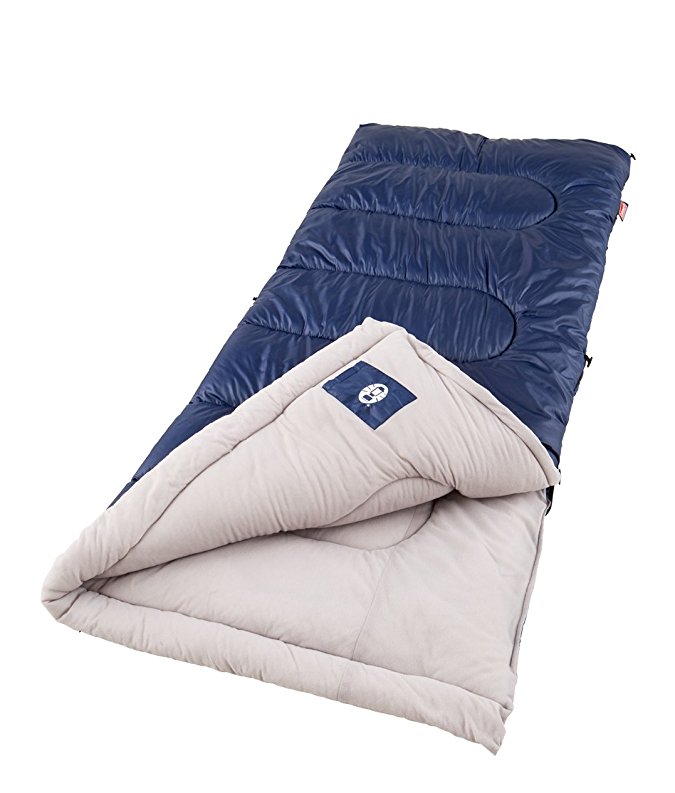 Normally $39, this sleeping bag is 52 percent off today (Photo via Amazon)