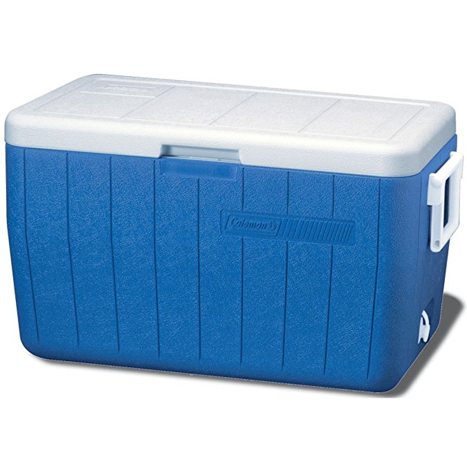 Normally $28, this cooler is 46 percent off today (Photo via Amazon)