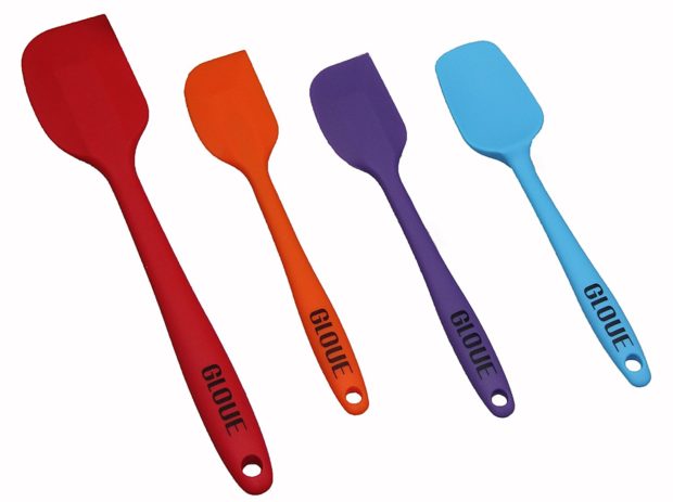 You're getting four spatulas for the price of one with this kind of deal (Photo via Amazon)