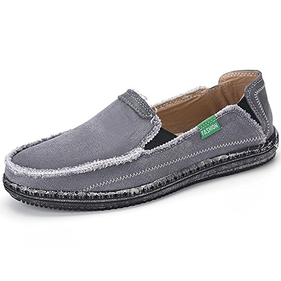 Normally $60, these boat shoes are 60 percent off. They come in black, blue, brown and gray (Photo via Amazon)
