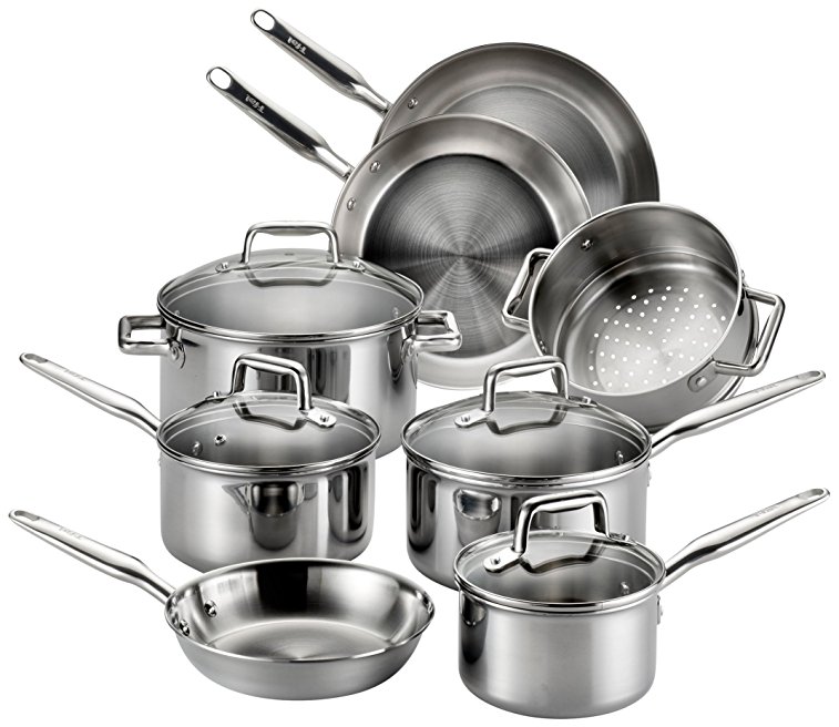 Normally $150, this 12-piece cookware set is 29 percent off today (Photo via Amazon)
