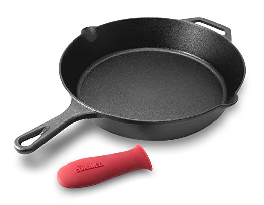 Normally $50, this cast iron skillet is 60 percent off (Photo via Amazon)
