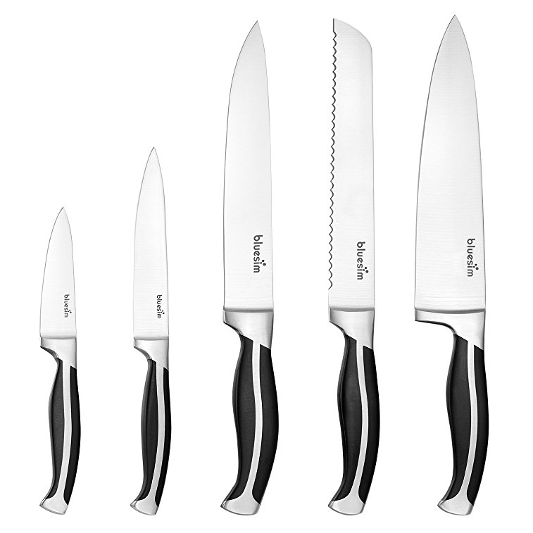 Normally $200, this 5-piece knife set is 82 percent off (Photo via Amazon)