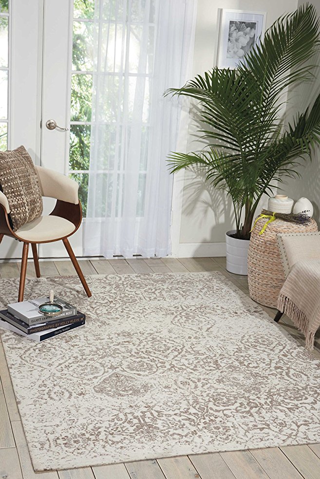 Normally $203, this area rug is 26 percent off today (Photo via Amazon)