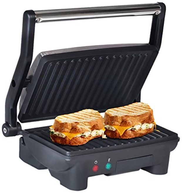 Imagine all of the things you could grill on this thing (Photo via Amazon) 