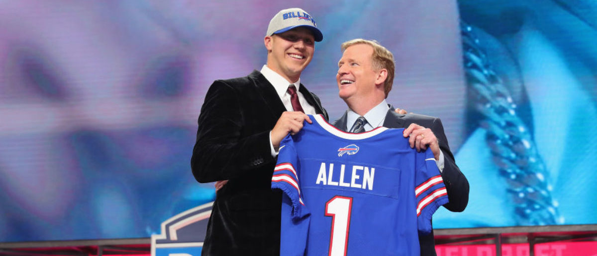 ARLINGTON, TX - APRIL 26: Josh Allen of Wyoming poses with NFL Commissioner Roger Goodell after being picked #7 overall by the Buffalo Bills during the first round of the 2018 NFL Draft at AT&T Stadium on April 26, 2018 in Arlington, Texas. (Photo by Tom Pennington/Getty Images)