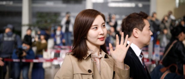 South Korean K-pop idol singer Seohyun leaves for Pyongyang at the Gimpo International airport in Seoul, South Korea, March 31, 2018. REUTERS/Kim Hong-Ji