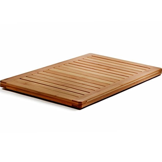 Normally $60, this bamboo mat is 50 percent off today (Photo via Amazon)