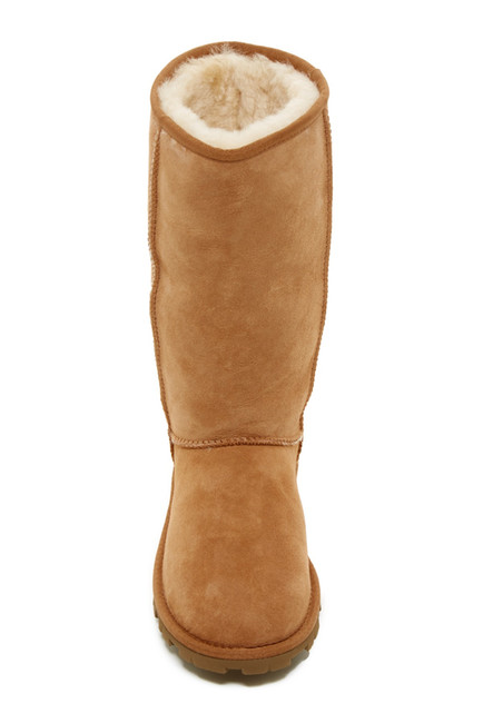 Normally $200, these UGG boots are 50 percent off (Photo via Nordstrom Rack)