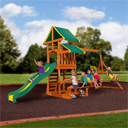 Normally $500, this swing set is 30 percent off (Photo via Walmart)