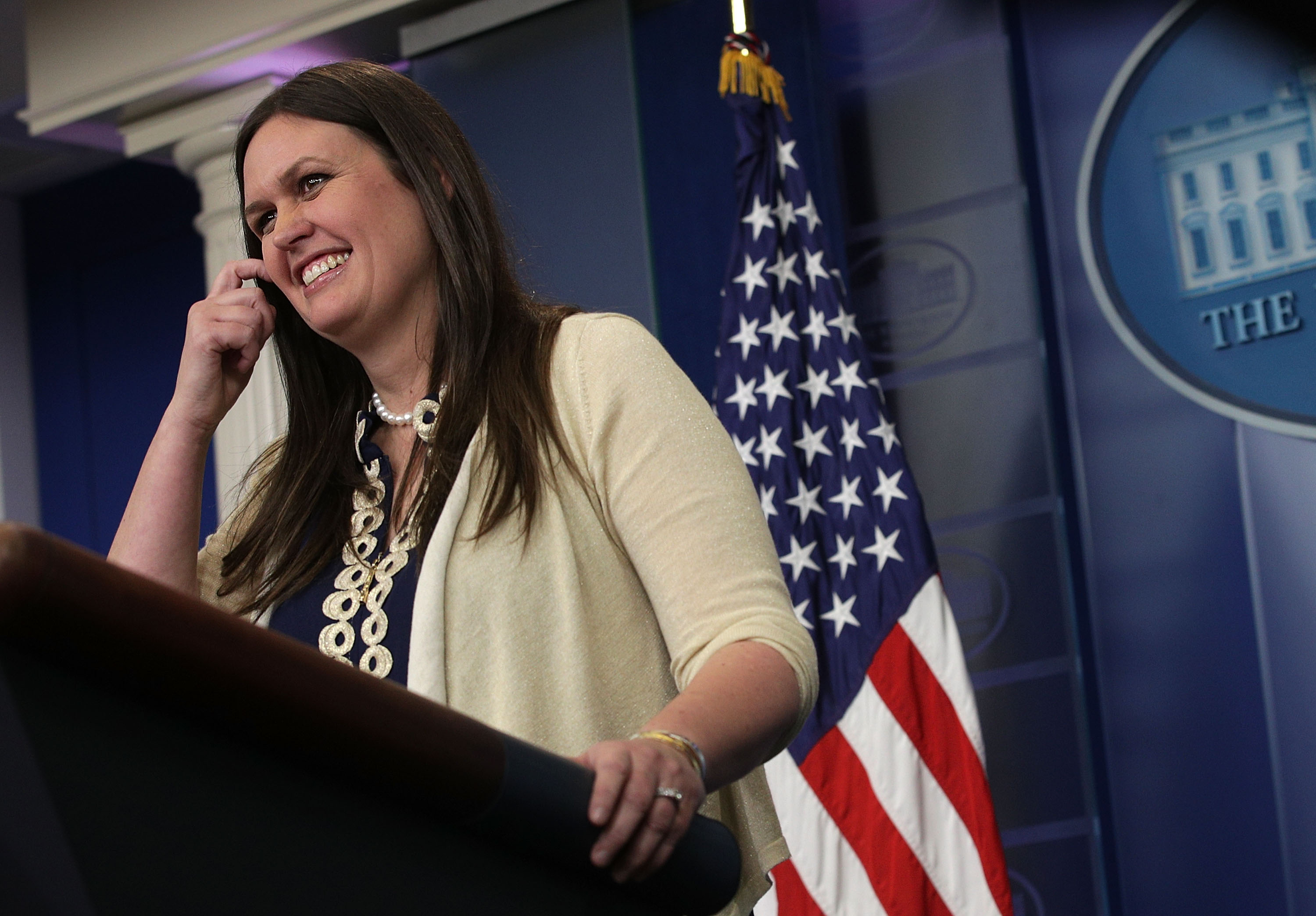 CNN Cillizza Sarah Sanders Should Quit Her Job The Daily Caller