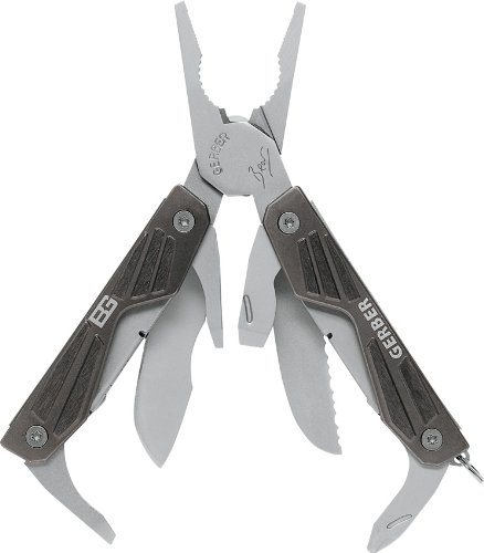 Normally $22, this compact multi-tool is 54 percent off (Photo via Amazon)