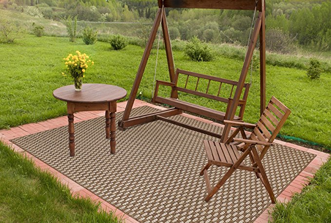 Normally $515, this outdoor patio rug is 42 percent off today (Photo via Amazon)