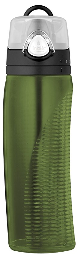 Normally $15, this hydration bottle is 44 percent off today (Photo via Amazon)